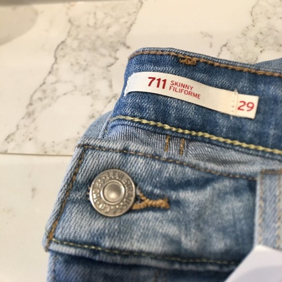 NWT Levis Skinny Jeans - Picture 6 of 10